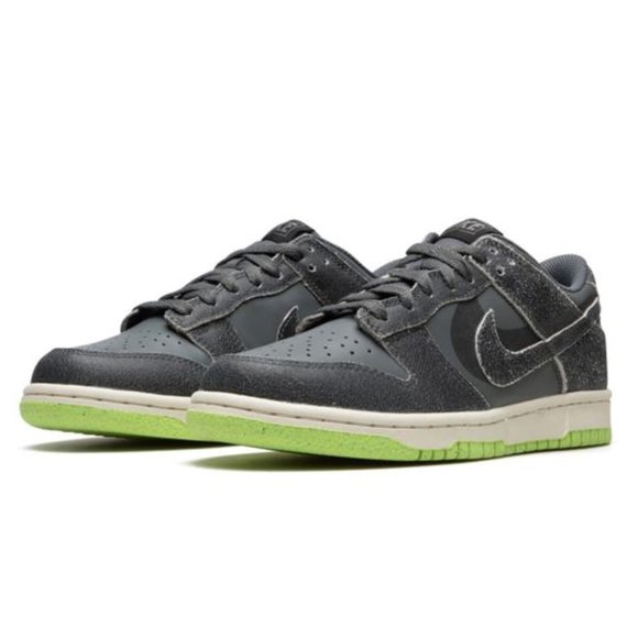 Nike Dunk Low SE 'Halloween - Cauldron' 2022 DQ6215-001 size 7 Youth / 8.5 Women - Picture 1 of 9